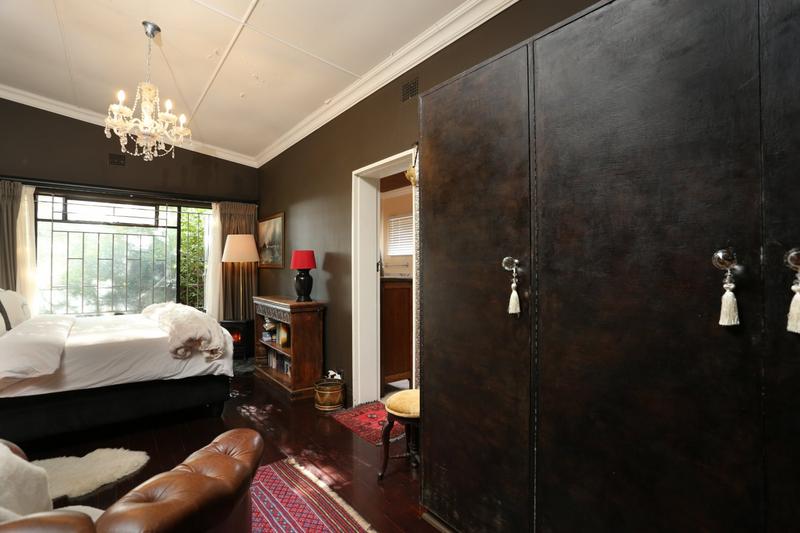 5 Bedroom Property for Sale in Mossel Bay Central Western Cape